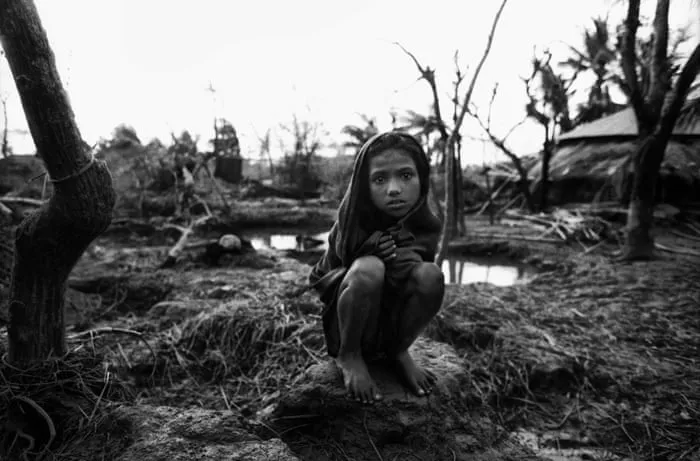 女神视频 - 消失的部落获奖纪录片海报